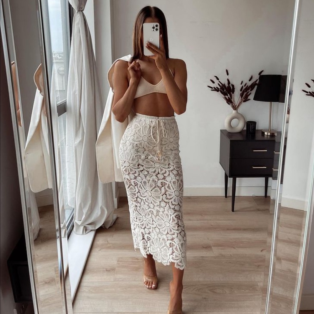 Zara Cream Crochet Lace Midi Skirt - Picture 7 of 16